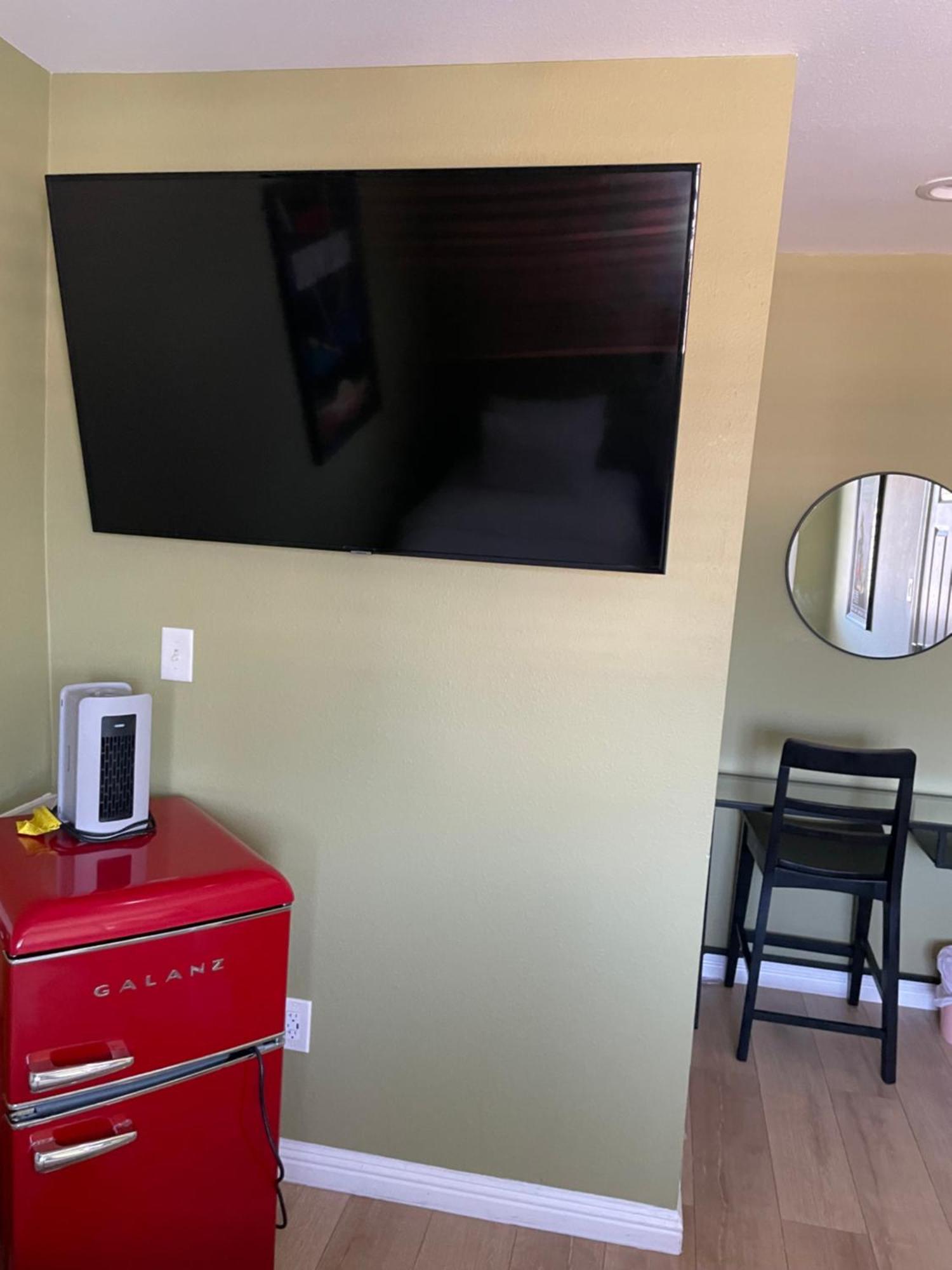 Private Room In La With Free Wifi And Tv With Shared Kitchen Los Angeles Esterno foto