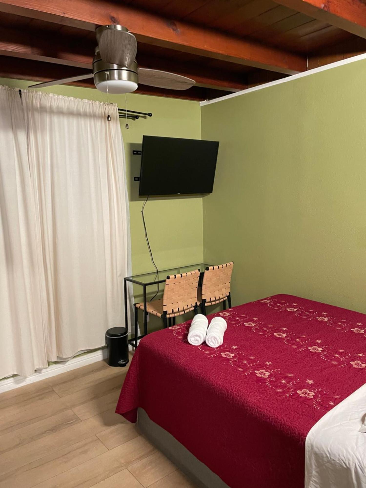 Private Room In La With Free Wifi And Tv With Shared Kitchen Los Angeles Esterno foto