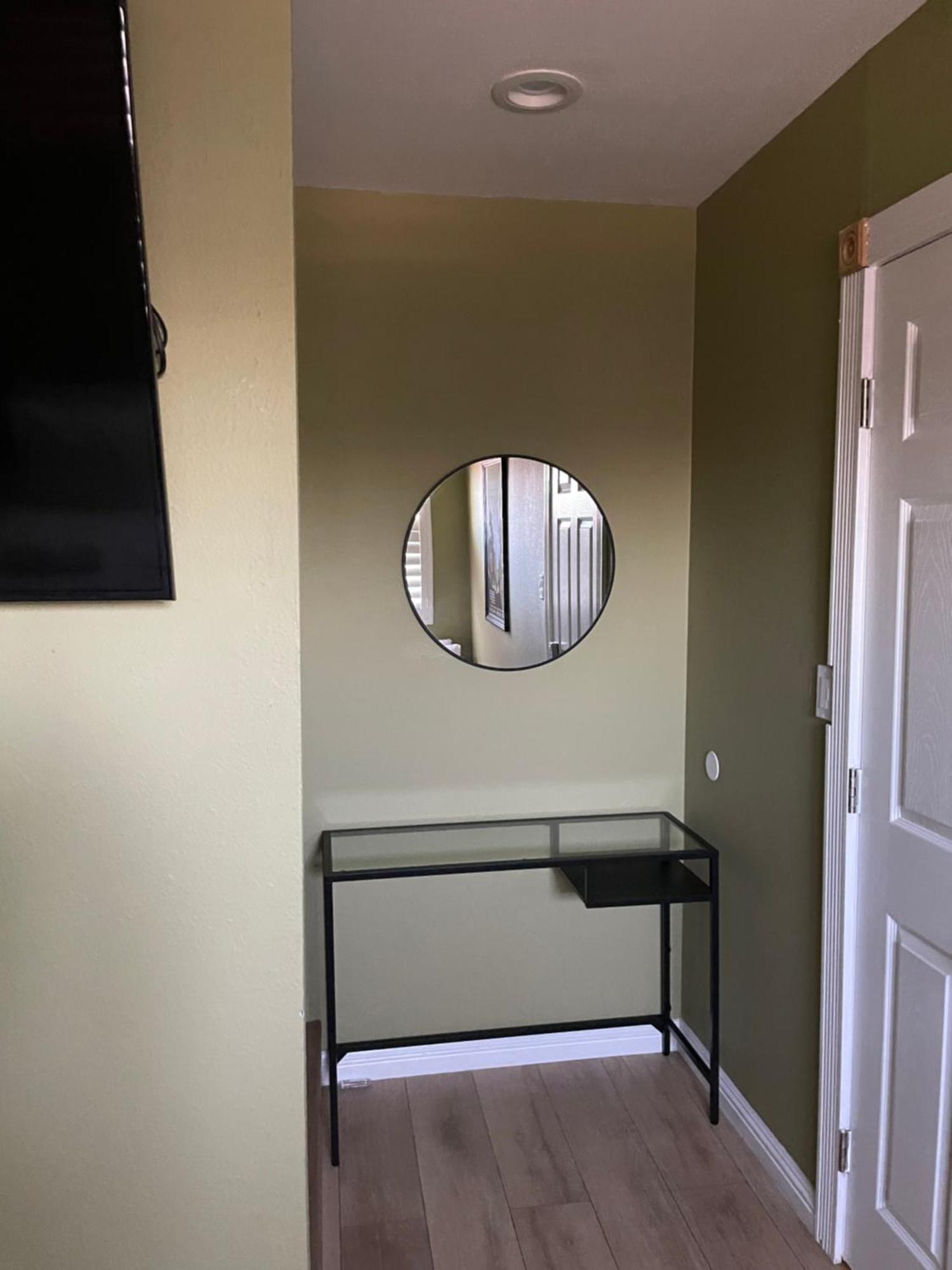 Private Room In La With Free Wifi And Tv With Shared Kitchen Los Angeles Esterno foto