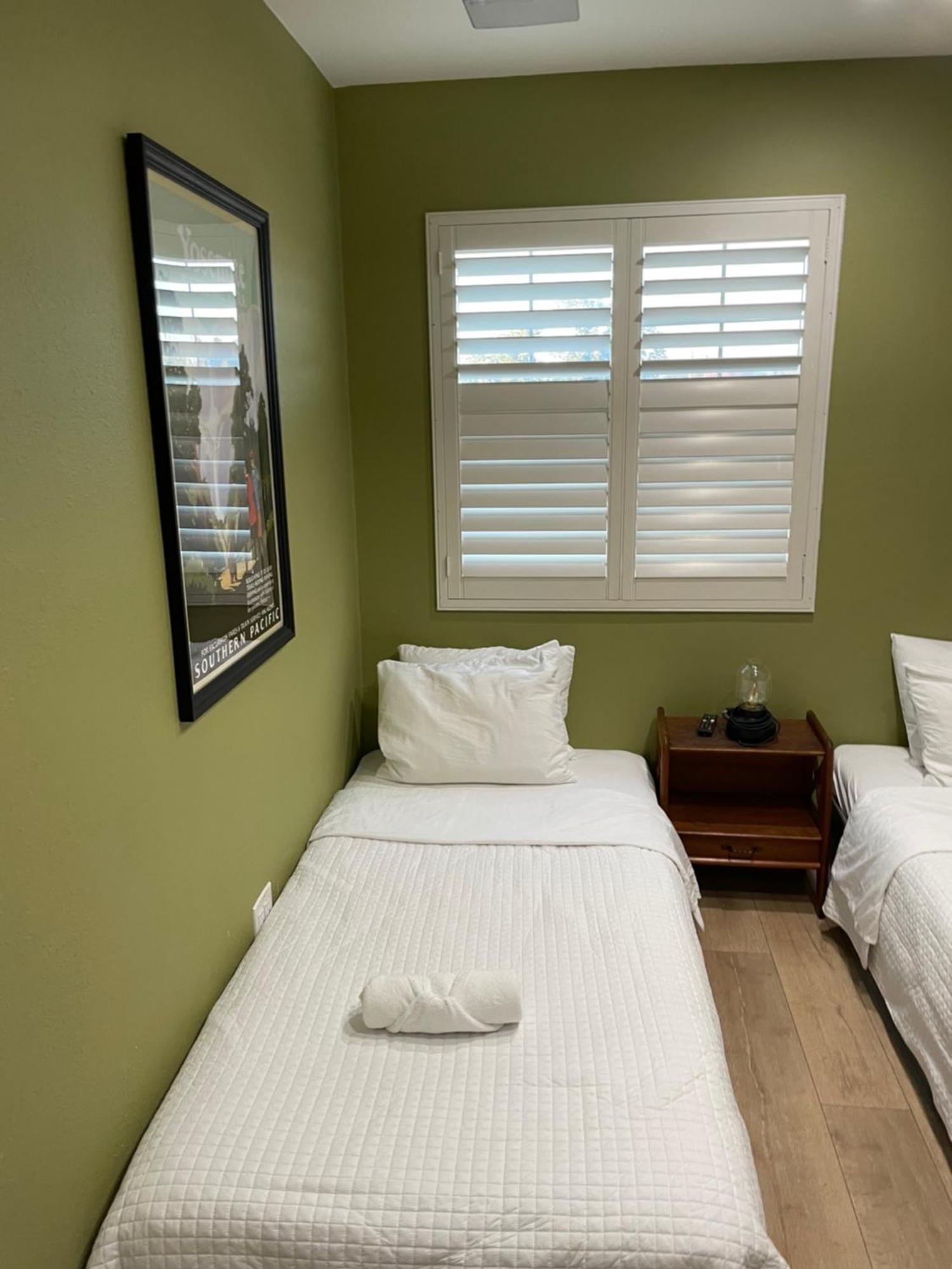 Private Room In La With Free Wifi And Tv With Shared Kitchen Los Angeles Esterno foto